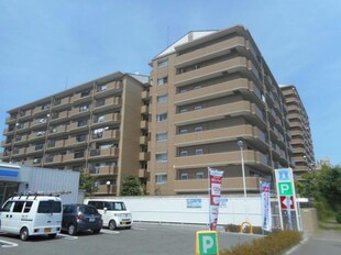 ﾗｲｵﾝｽﾞｽﾃｰｼｮﾝﾌﾟﾗｻﾞ近江八幡壱番館の物件外観写真